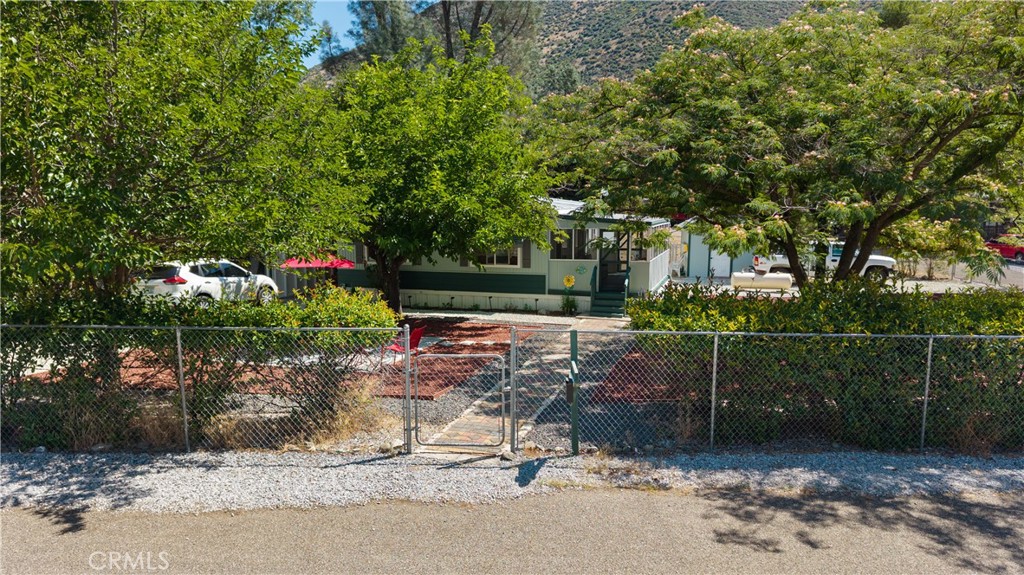 13905 Trinity Mountain 48 Property Photo 3