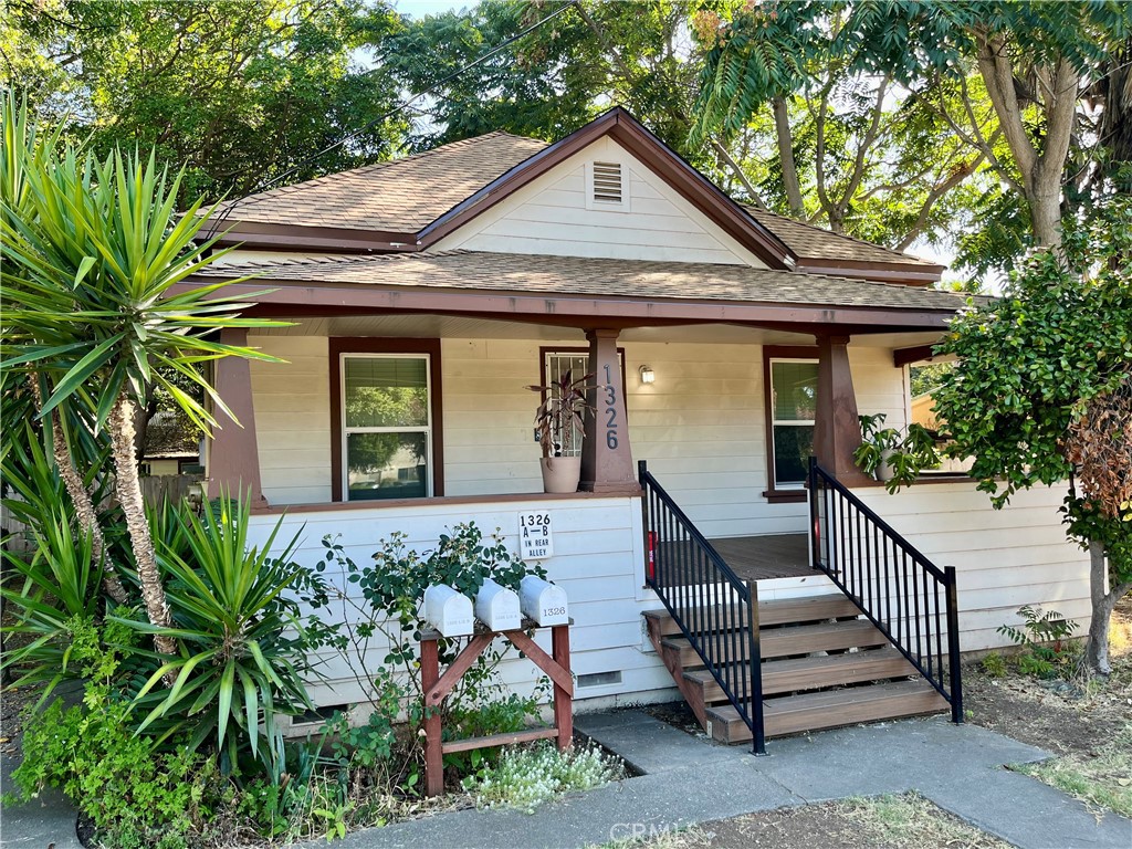 1326 Mulberry Property Photo 2