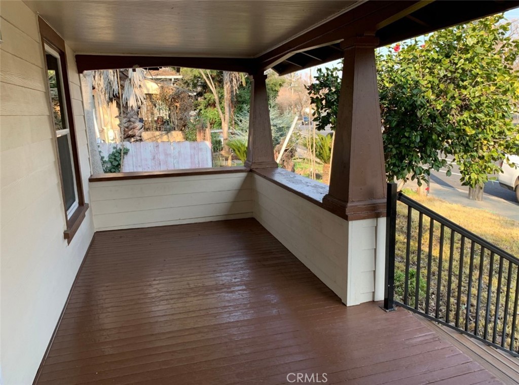 1326 Mulberry Property Photo 6
