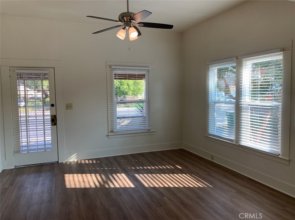 1326 Mulberry Property Photo 8