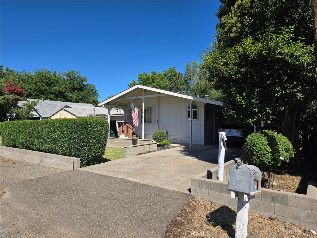 24366 Electric Avenue Property Photo 1