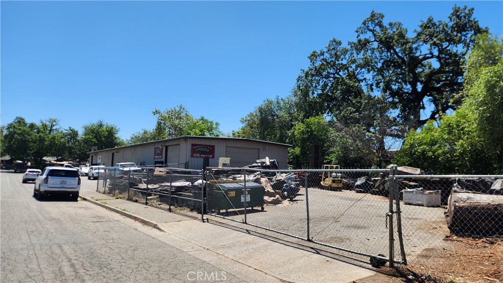 2574 Fair Street Property Photo 6