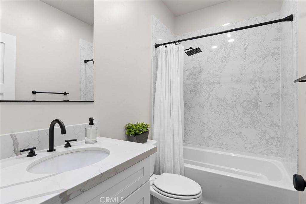 5714 Woodglen Property Photo 30