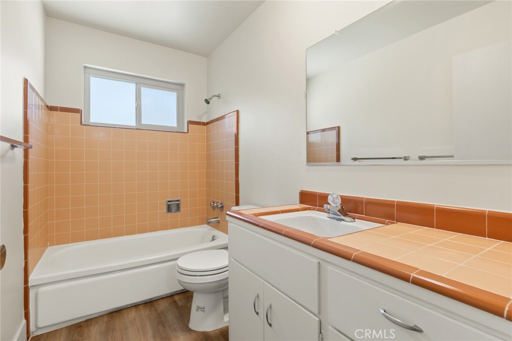 1120 Esplanade Property Photo 16