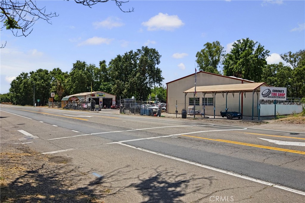 7769 State Highway 99e Property Photo 42
