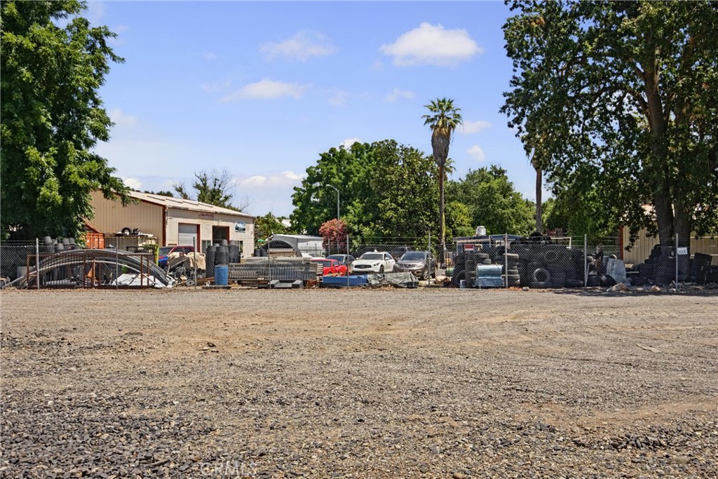 7769 State Highway 99e Property Photo 45