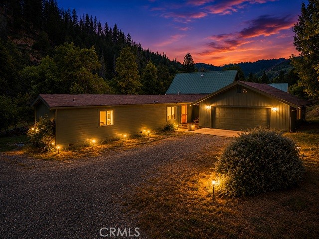 271 Thistle Property Photo 1