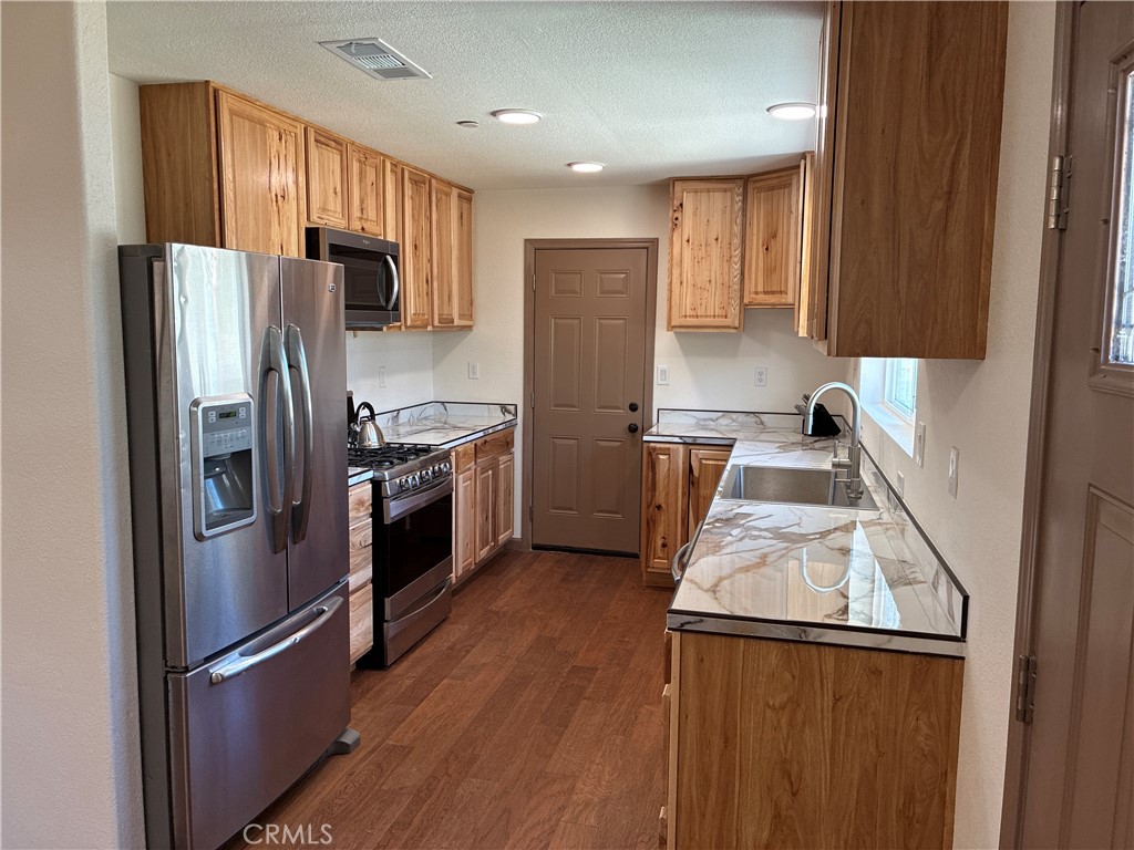761 Pine Property Photo 2