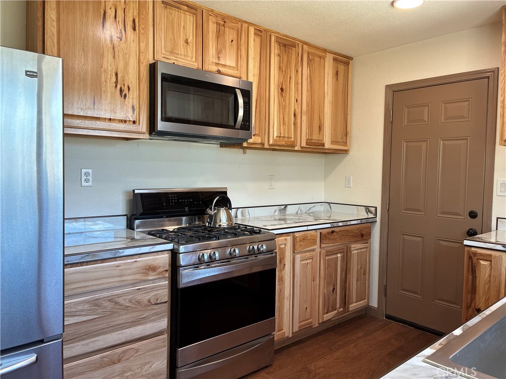 761 Pine Property Photo 3