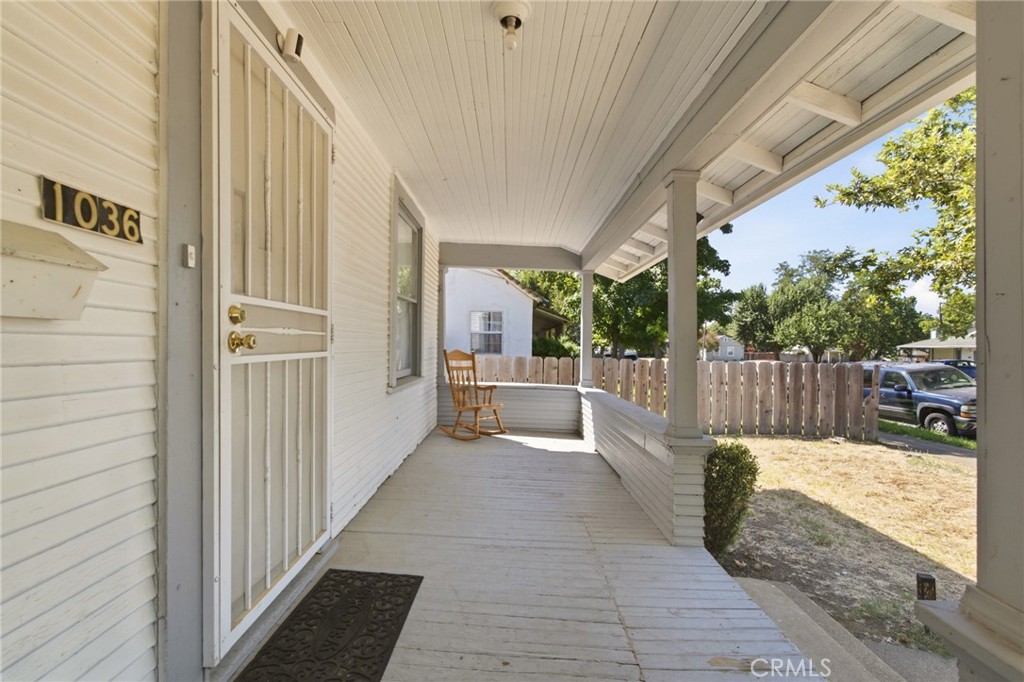 1036 Johnson Street Property Photo 5