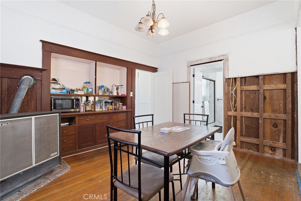 1036 Johnson Street Property Photo 10