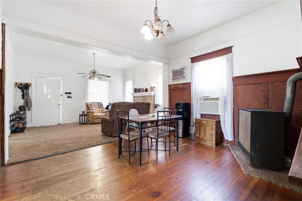1036 Johnson Street Property Photo 11