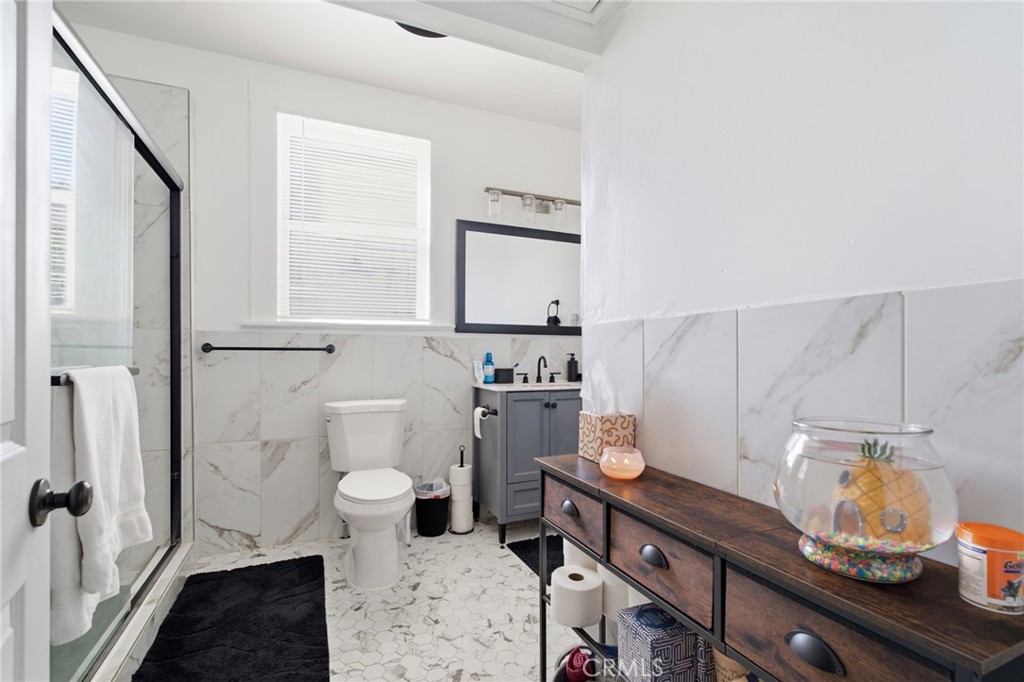 1036 Johnson Street Property Photo 18