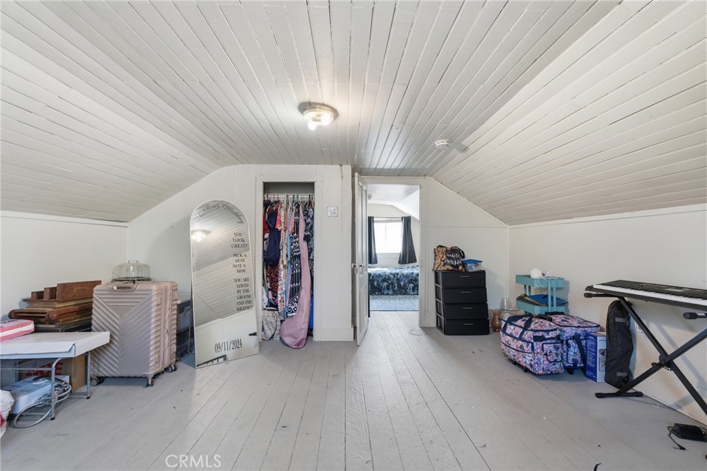 1036 Johnson Street Property Photo 26