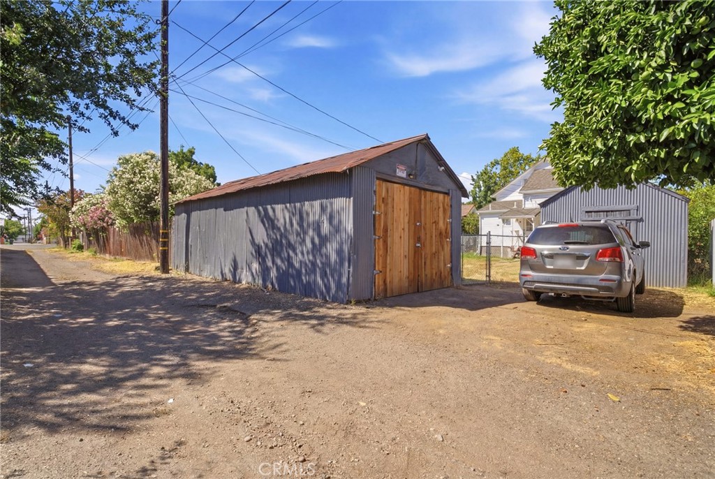 1036 Johnson Street Property Photo 31