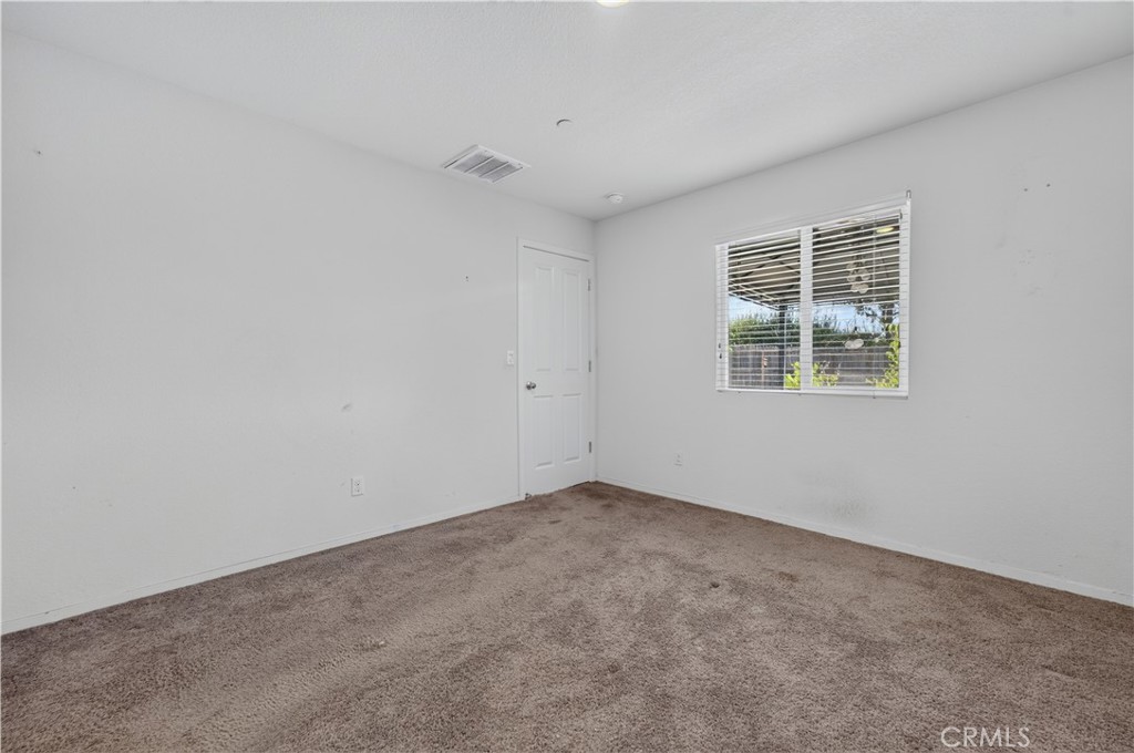 15 Cully Court Property Photo 14