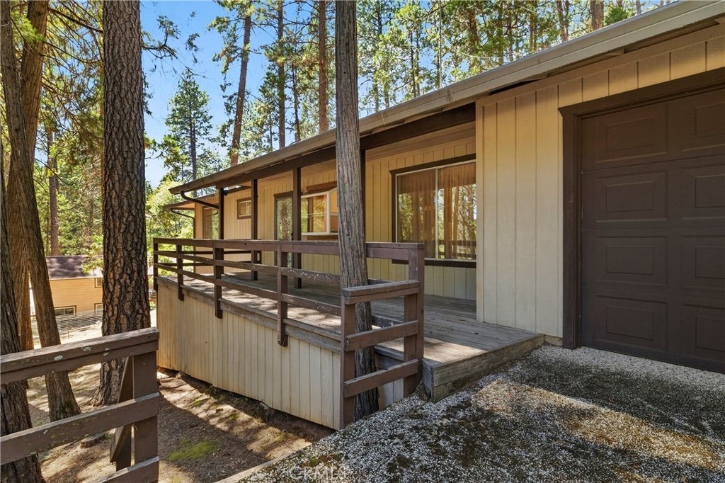 15383 Forest Ranch Property Photo