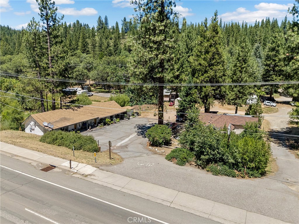 1089 E Main Property Photo 2