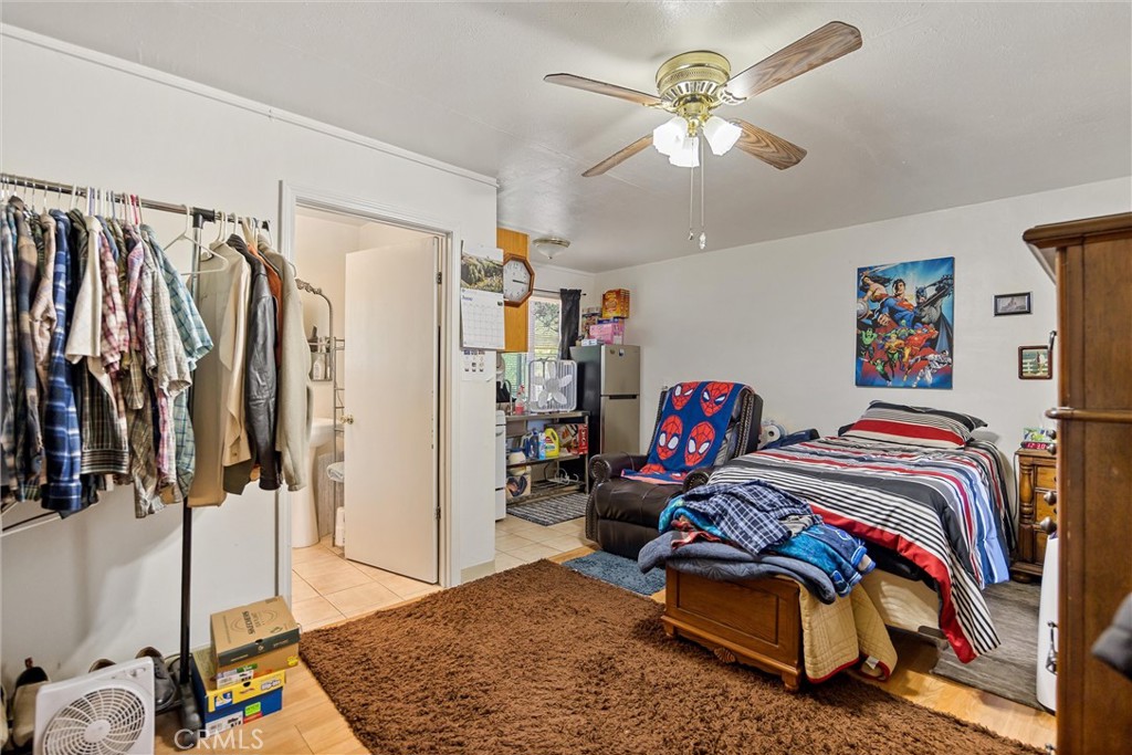 1089 E Main Property Photo 7
