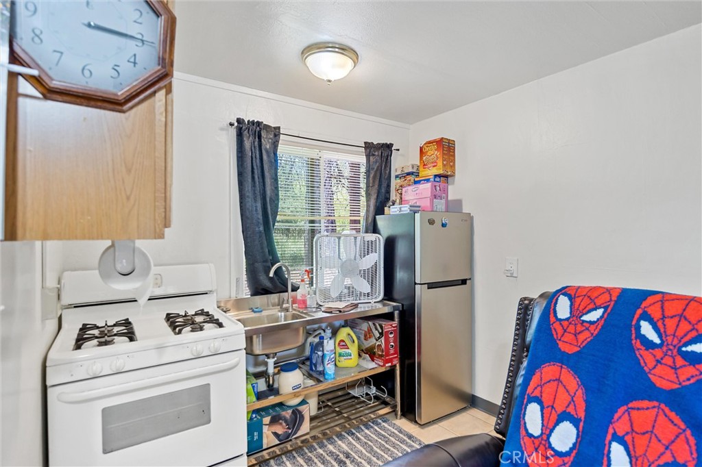 1089 E Main Property Photo 32