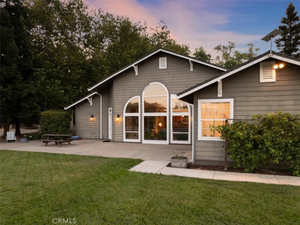 10975 Shasta Boulevard Property Photo 6