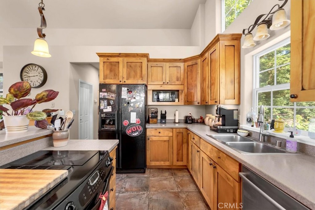 10975 Shasta Boulevard Property Photo 33