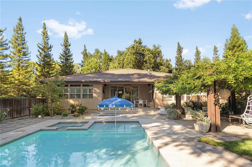 10481 Bogie Property Photo 1