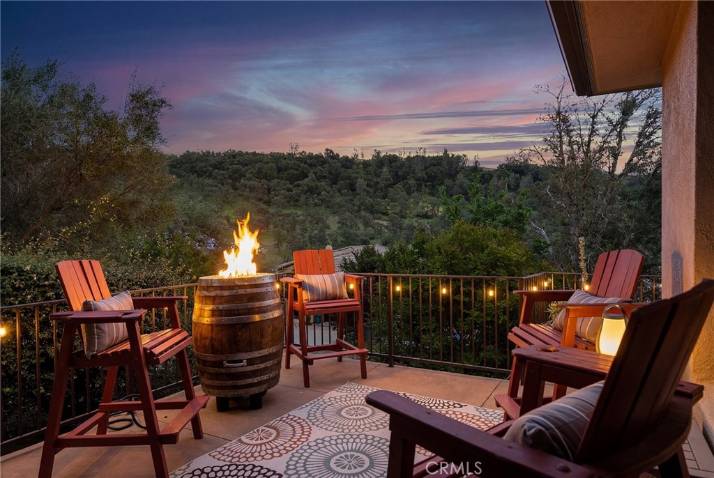 3560 Shadowtree Property Photo 3