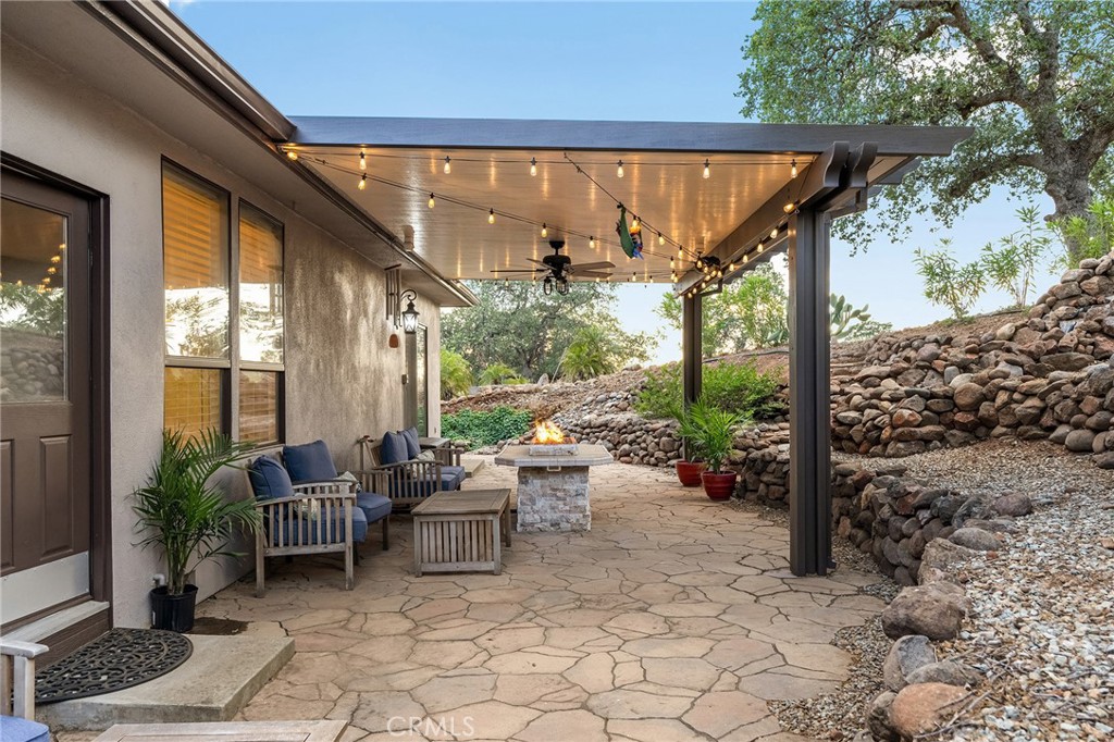 3560 Shadowtree Property Photo 42