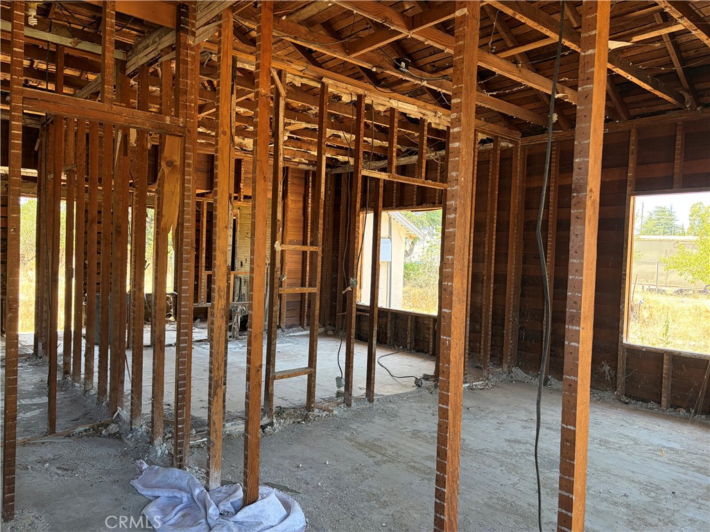 6517 County Road 18 Property Photo 5