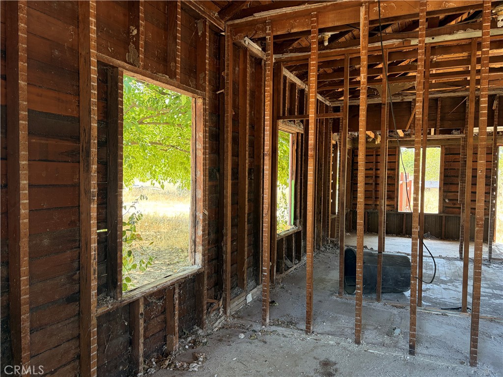 6517 County Road 18 Property Photo 6