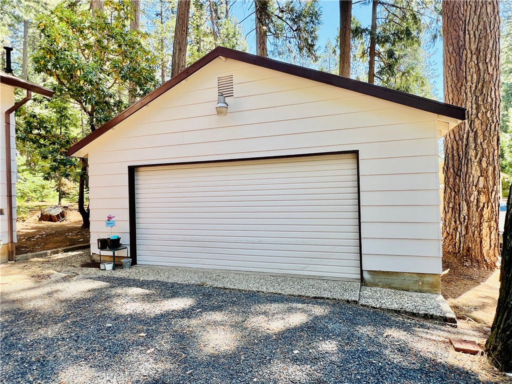 15793 Coutolenc Property Photo 33