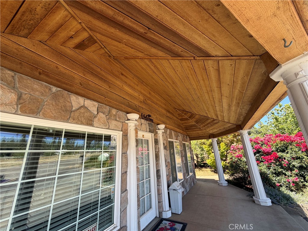 7671 Skyway Property Photo 13