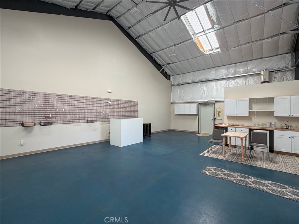 7671 Skyway Property Photo 18