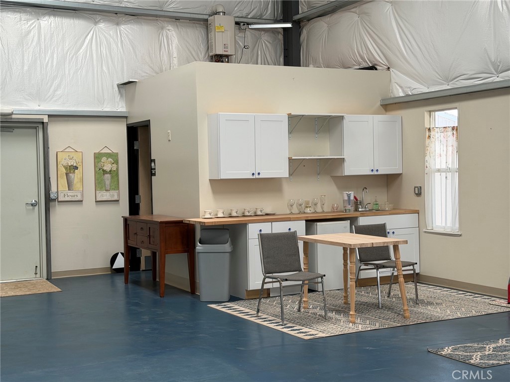 7671 Skyway Property Photo 25