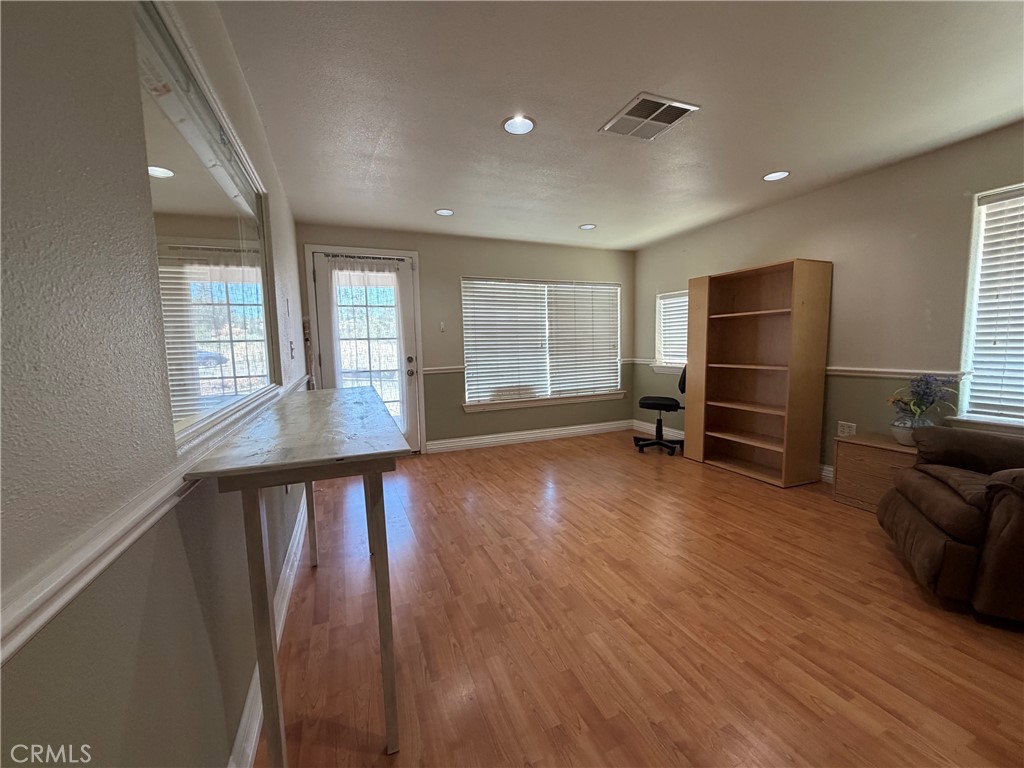 7671 Skyway Property Photo 34