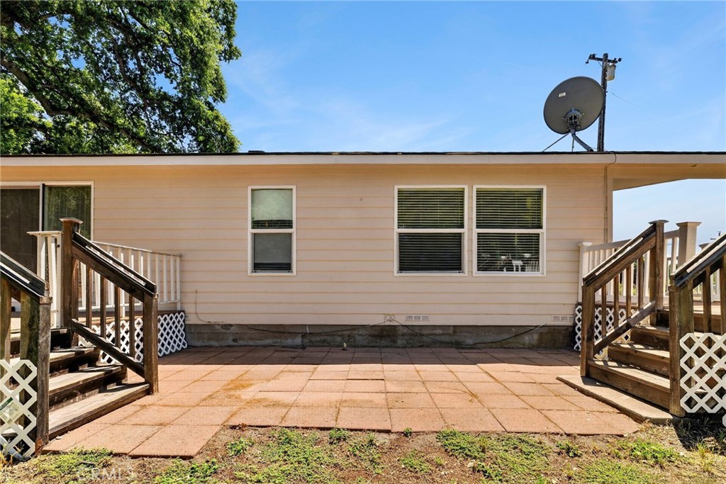 24930 68th Property Photo 10