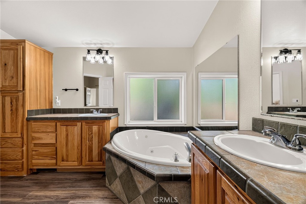 24930 68th Property Photo 36
