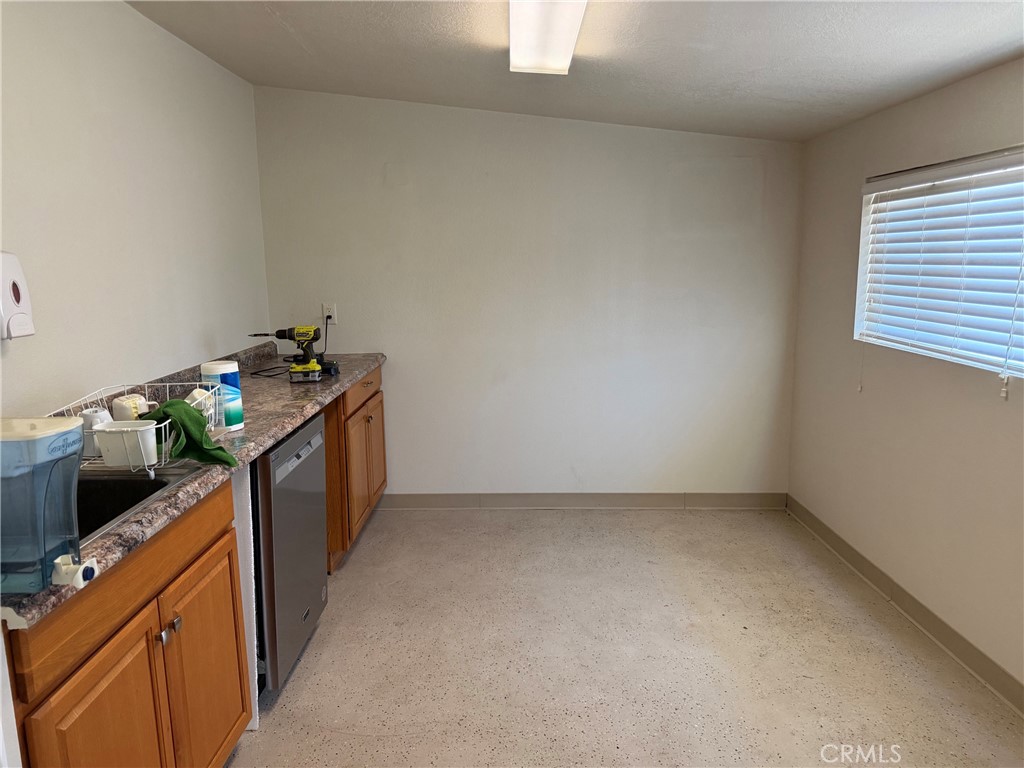 7675 Skyway Property Photo 26