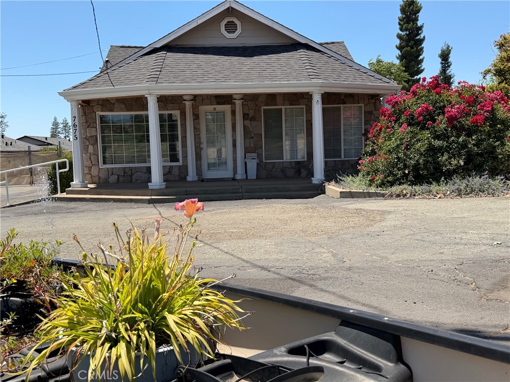 7675 Skyway Property Photo 28
