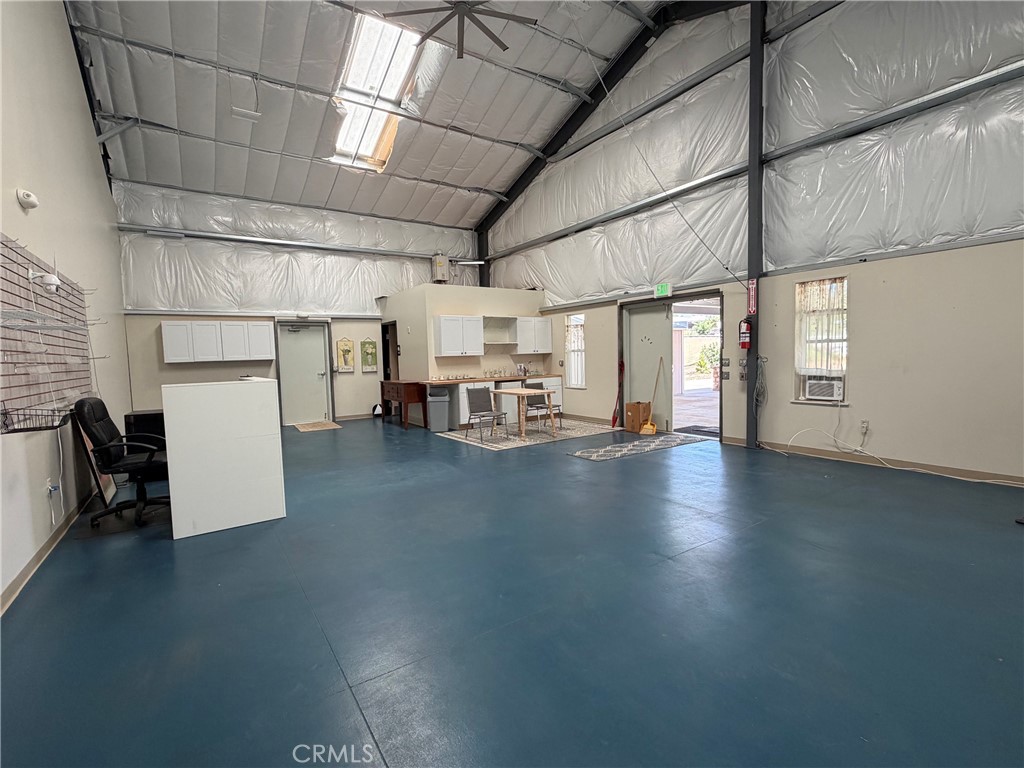 7671 Skyway Property Photo 9