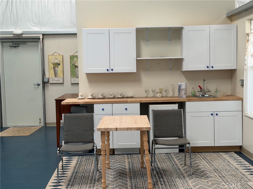 7671 Skyway Property Photo 10