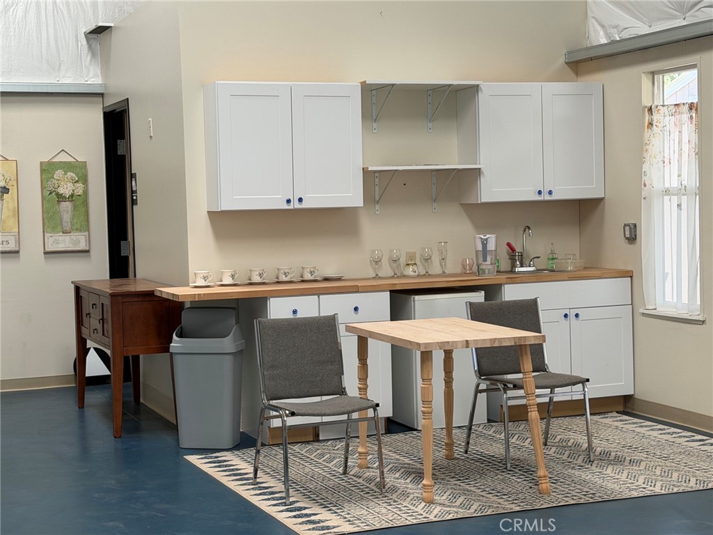 7671 Skyway Property Photo 13