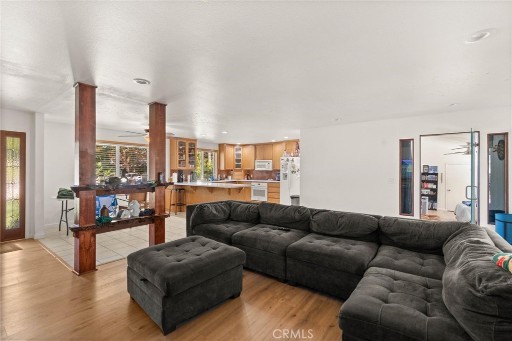 3524 Bridle Property Photo 7
