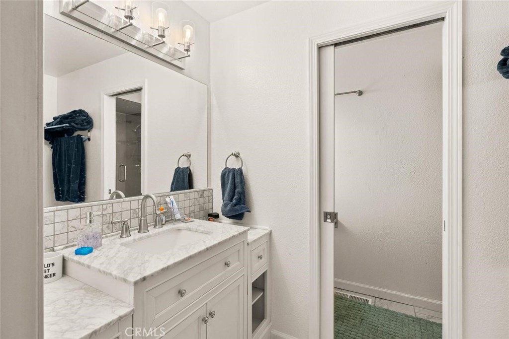 3524 Bridle Property Photo 16