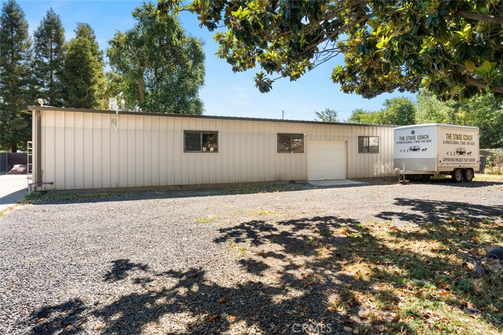 3524 Bridle Property Photo 25