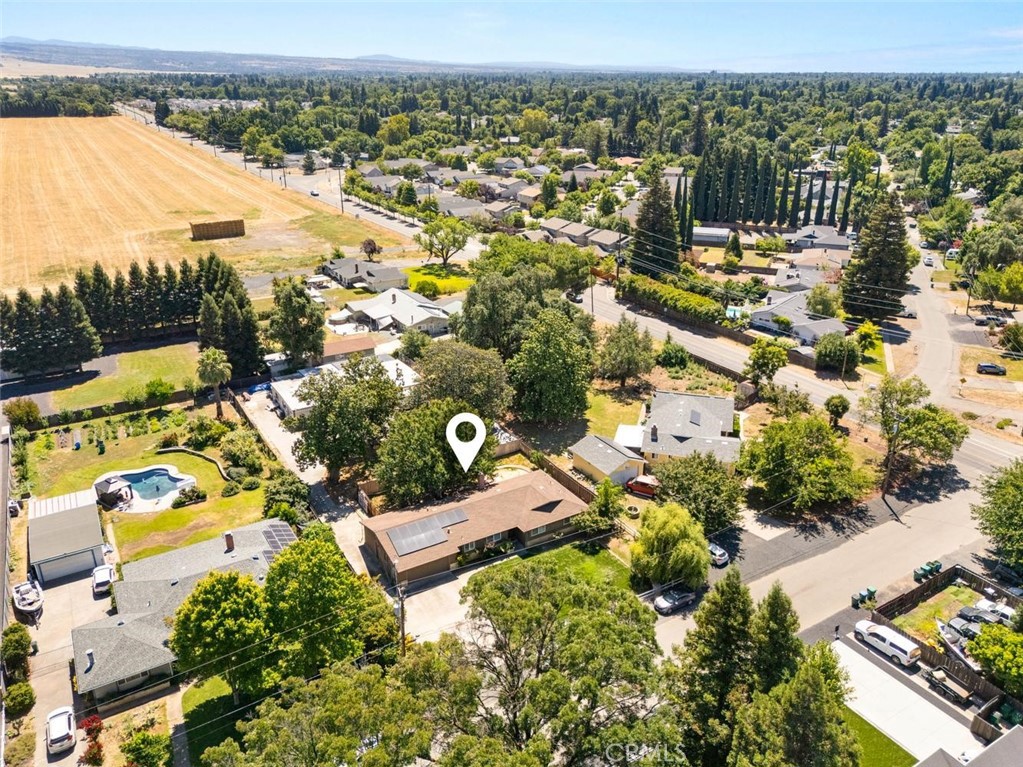3524 Bridle Property Photo 37