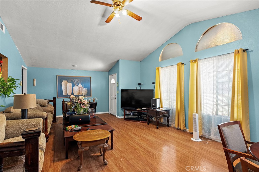 2153 4th Street Property Photo 6