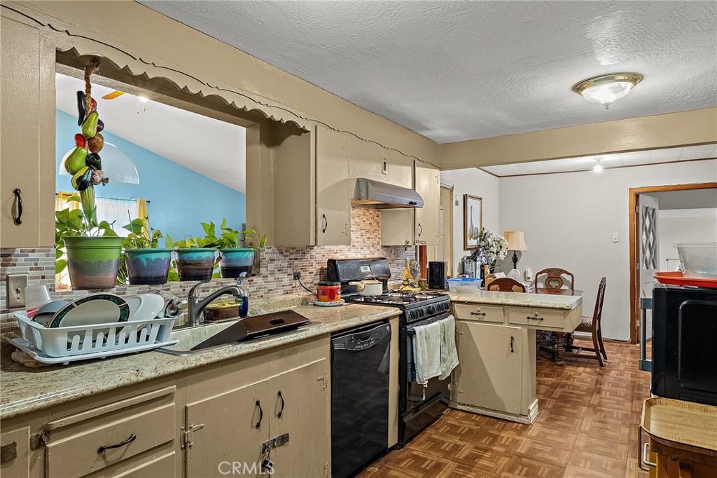 2153 4th Street Property Photo 10