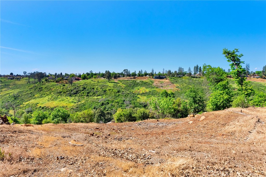 5585 Honey View Property Photo 2